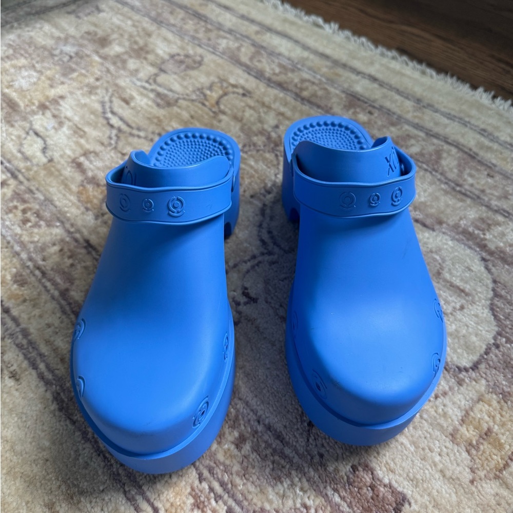 XOCOI clogs size 40